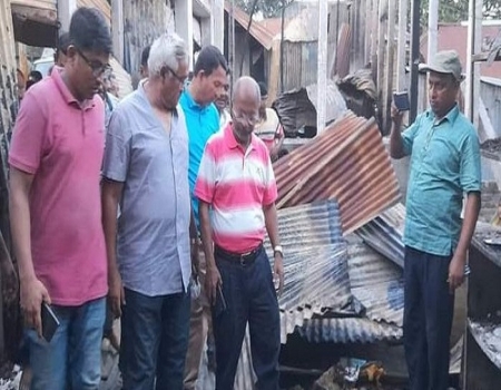 পাবনায় ভয়াবহ অগ্নিকাণ্ড, কোটি টাকার ক্ষতি 